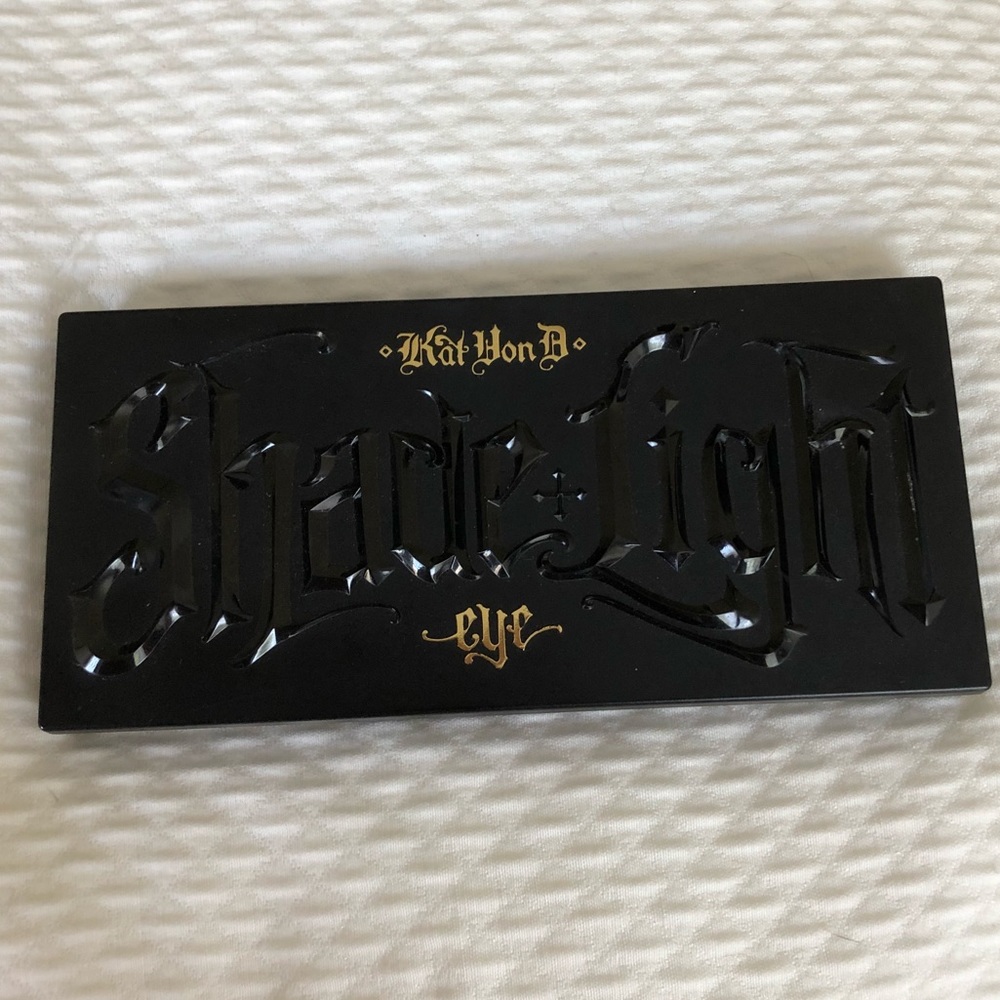 Kay Von D Shade and Light Eyeshadow palette